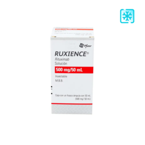 Fotografía del medicamento Ruxience Rituximab 500 mg Pfizer en fondo blanco